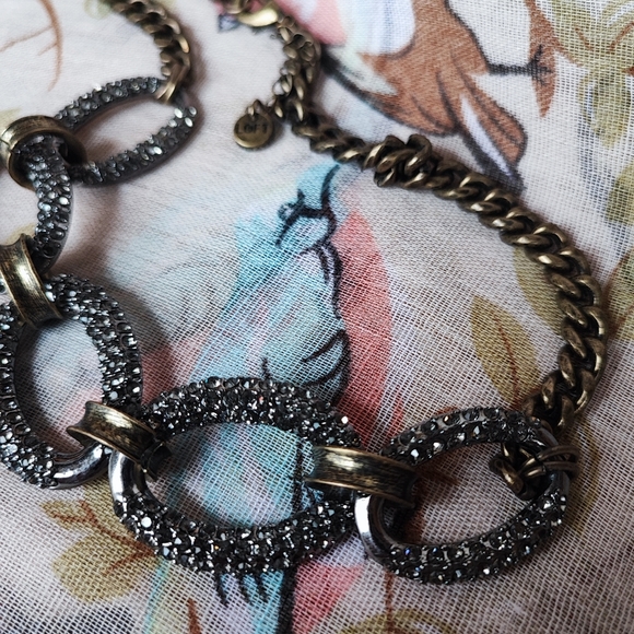 Dark Brass Antiqued Pave Dark Grey Smoke Rhinestones Link Chain Necklace LOFT - Picture 5 of 8